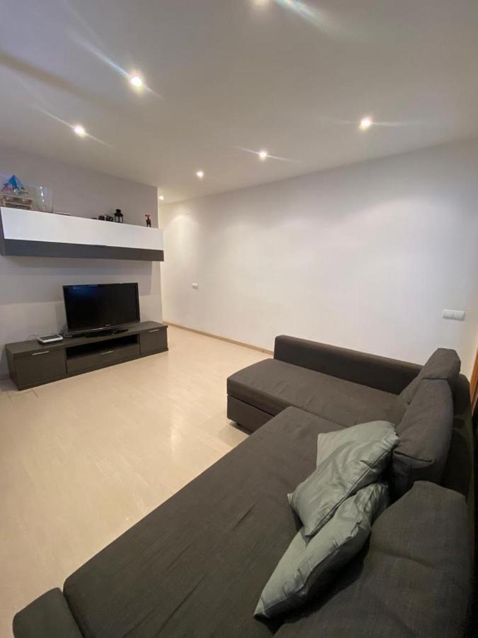 Cozy Apartment At A Great Location! L'Hospitalet de Llobregat Extérieur photo